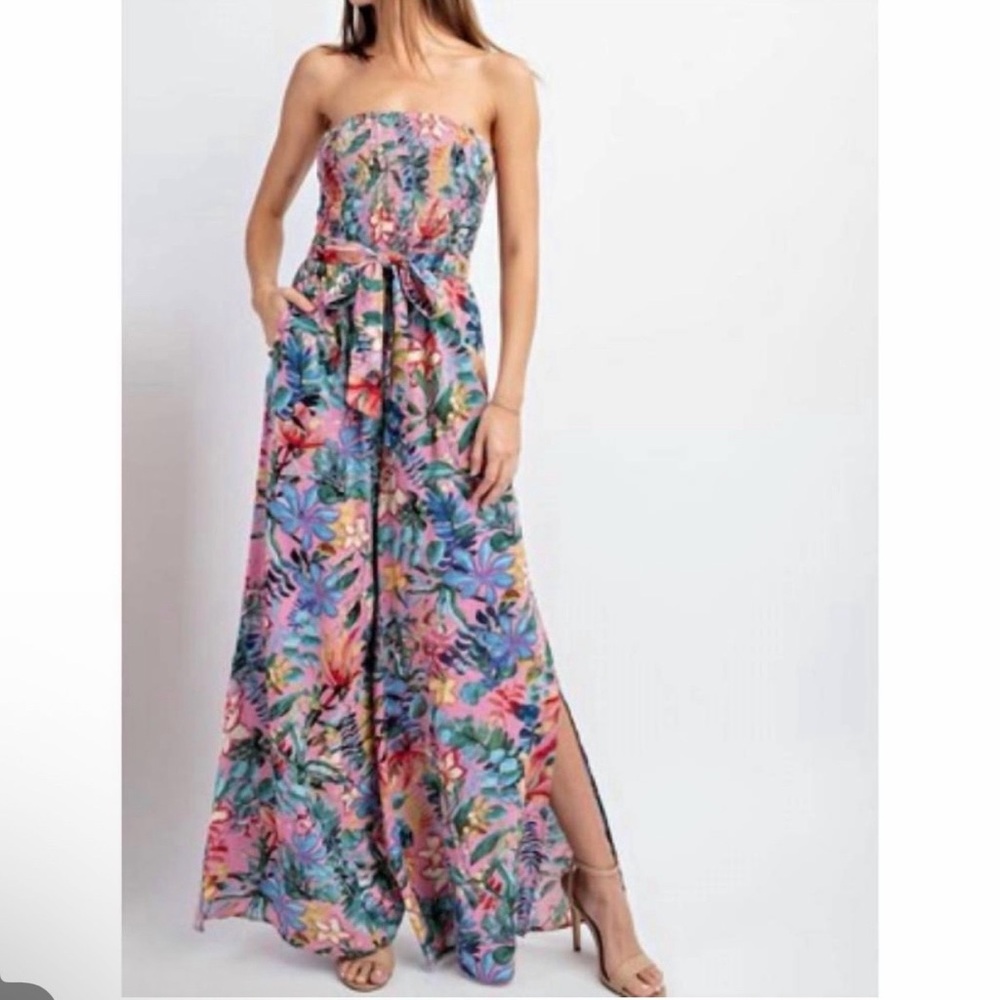 Ee:some strapless floral Shell Seeker flowy jumpsuit with tie waist, size Large